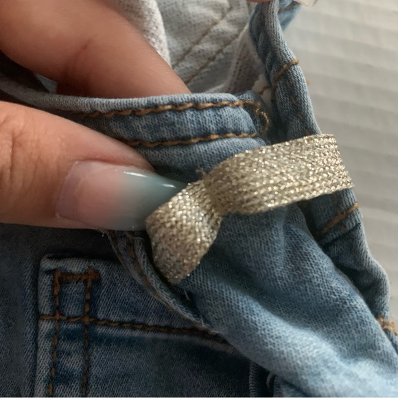 🍭3/$15 Oshkosh B’Gosh Baby Knit-Like Denim Overalls-9months - Picture 10 of 16